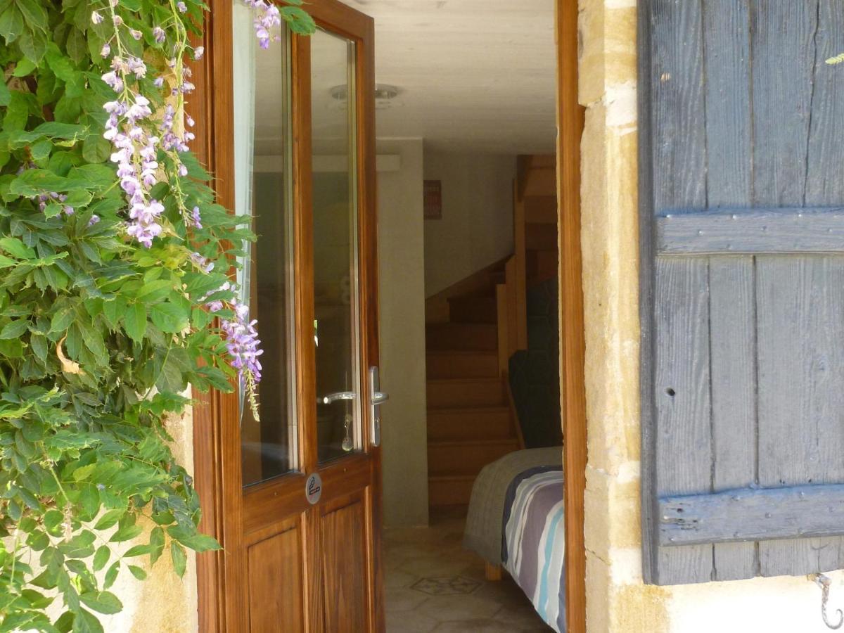La Bergerie Du Bois Joannin 1497 Route Des Fleuriats Hotel Iguerande Екстериор снимка